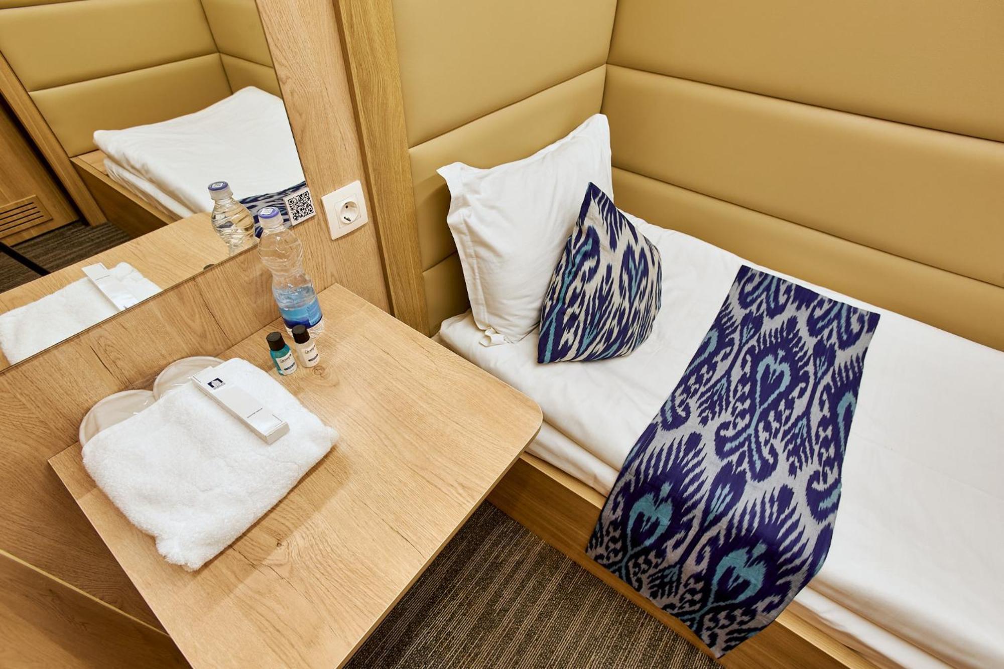 Qo'Noq Tashkent Airport Hotel Sleep Lounge & Showers, Terminal 2 - Transit Only Exterior foto